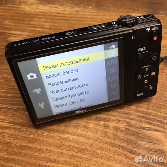Компактный фотоаппарат nikon s5200
