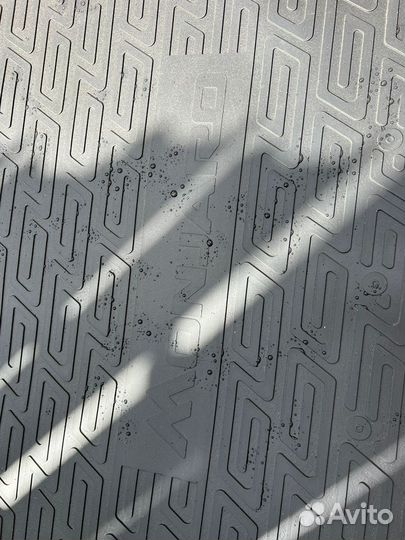 Коврики на geely monjaro