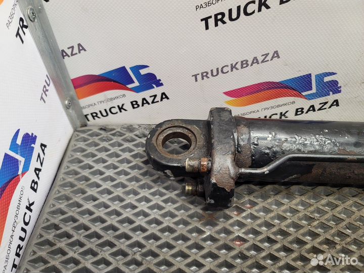 Цилиндр подъема кабины Renault Magnum