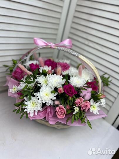 Корзина с цветами