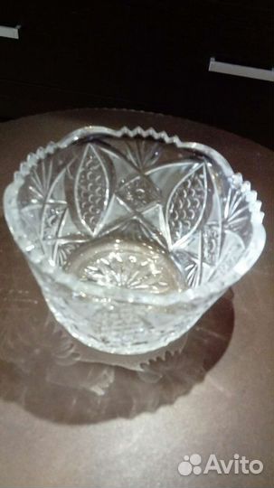 Ваза хрустальная