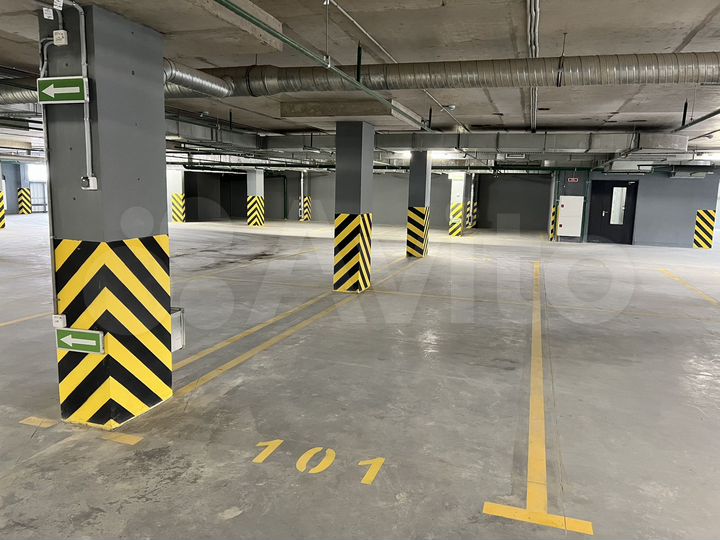 Машиноместо, 13 м²