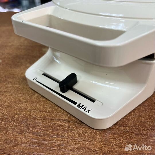 Электровафельница Kitfort KT-1624