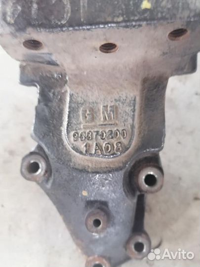 Кронштейн двигателя правый Chevrolet Cruze J300 F1