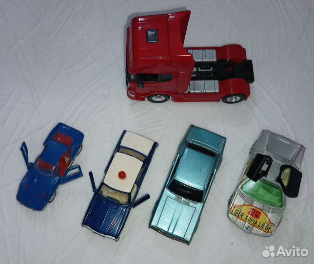 Модели м 1/64 School Toimca