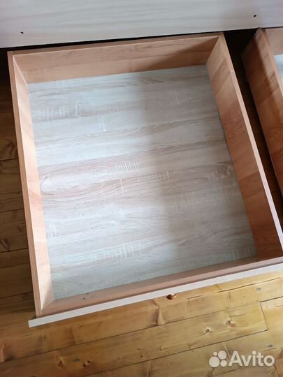 Детская кровать с ящиками