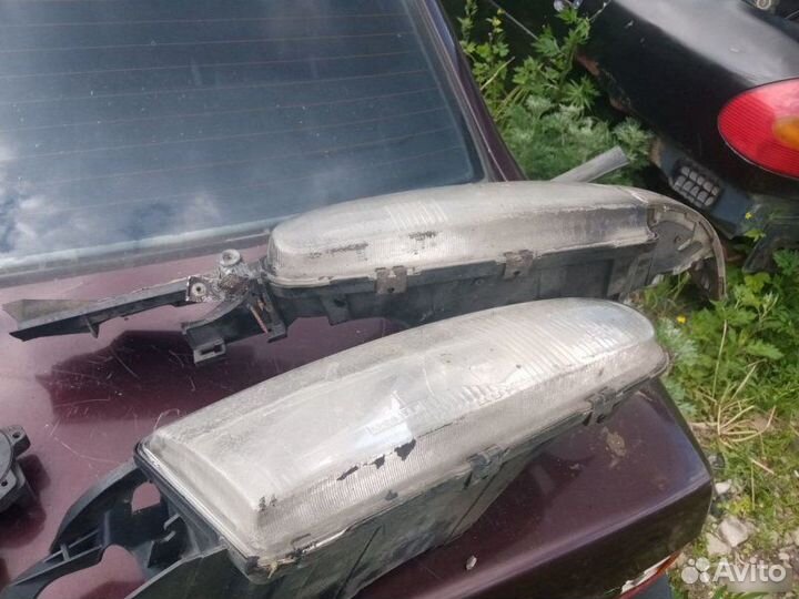 Фара передняя правая Ford Mondeo