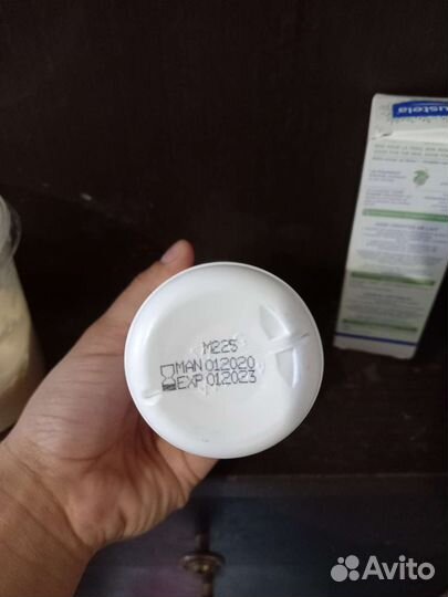 Крем и шампунь от молочных короче mustela