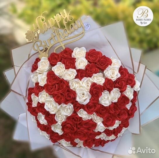 Розы из атласных лент