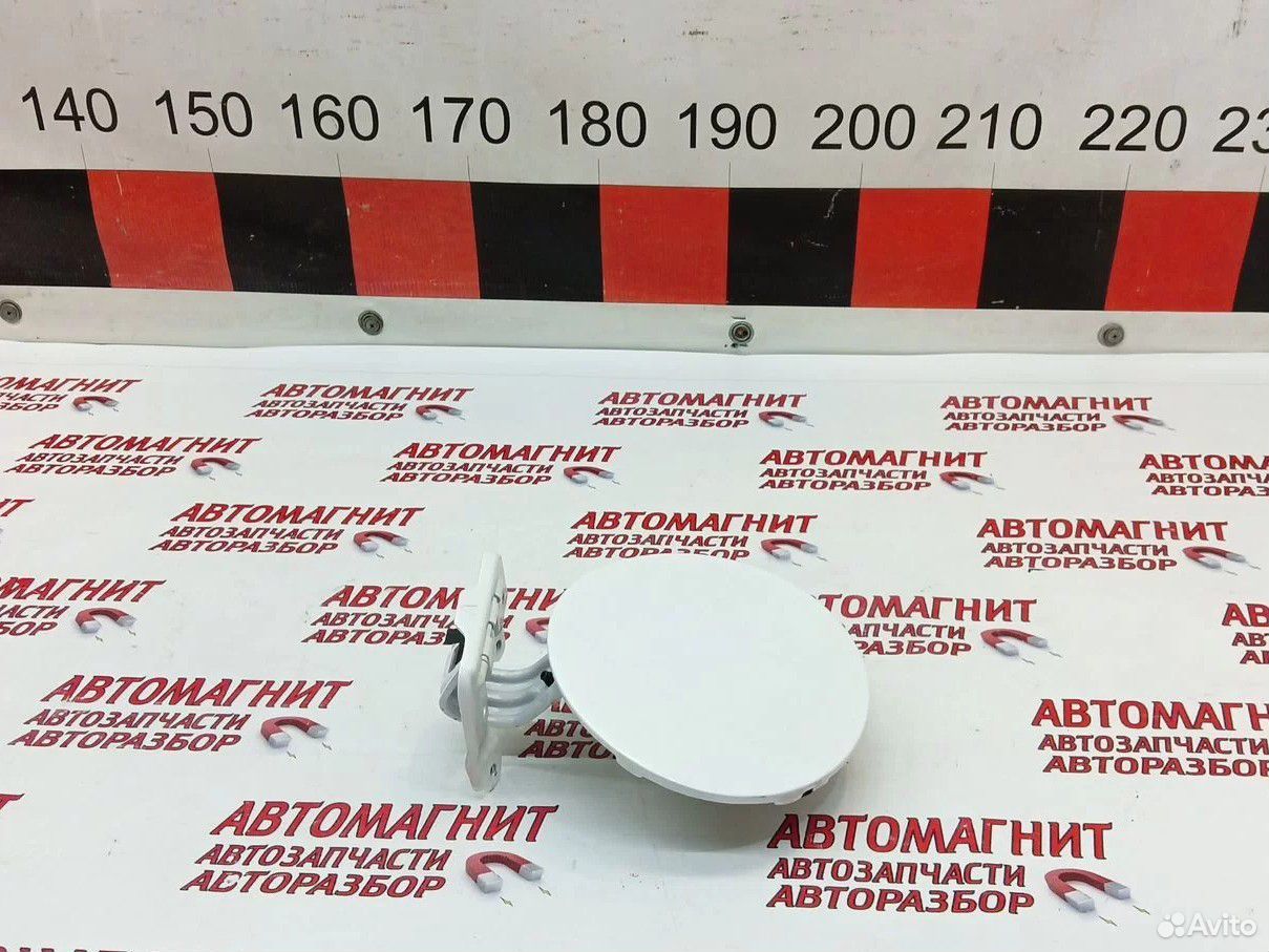 Крышка лючок бензобака Чанган Уни-В Uni V