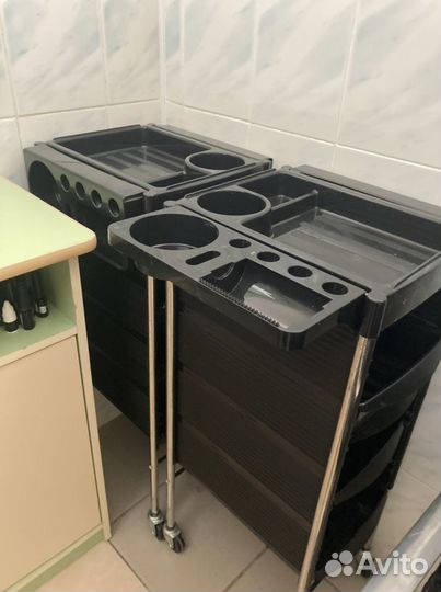 Тележка парикмахерская