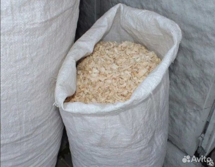 Опилки в мешках