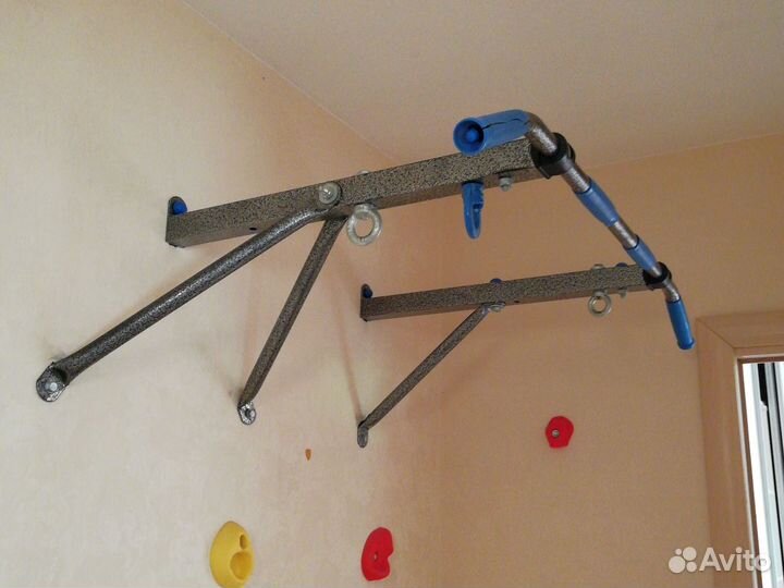 Турник настенный (64глуб,108шир)