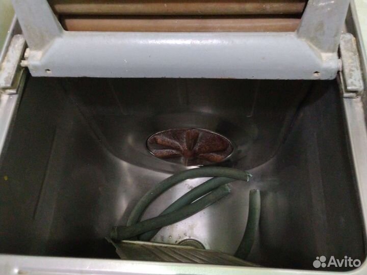 Стиральная машина бу Урал -4м