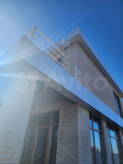 Дом 144 м² на участке 4 сот.