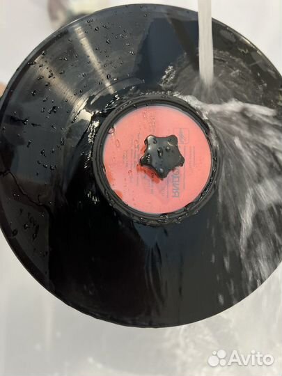 Зажимы для мойки виниловых пластинок дома