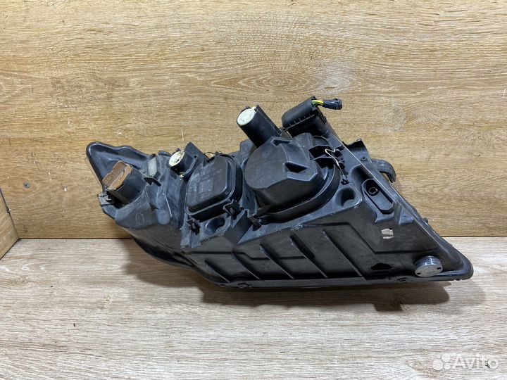 Фара передняя левая BMW 3 E90, E91 дорест 142334