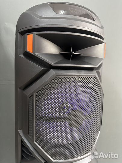 Высокая блютуз колонка с беспроводным микрофоном