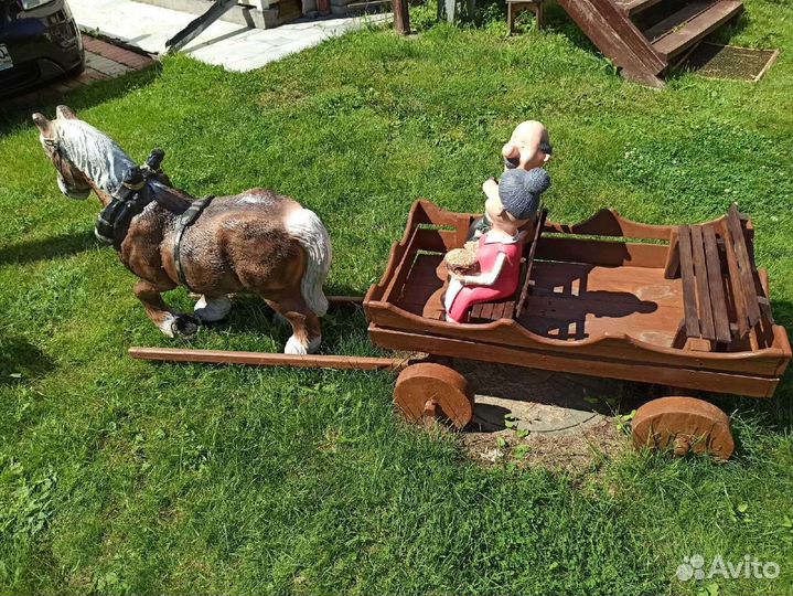 Декоративные фигурки деда с бабкой