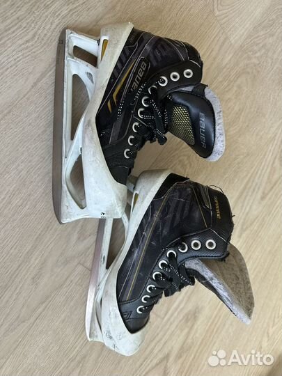 Хоккейные вратарские коньки bauer