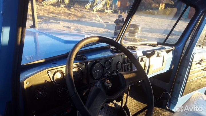 Урал 4320 с КМУ, 2008