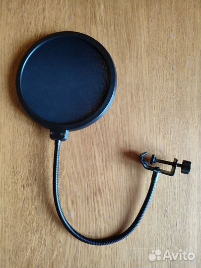 Настольная стойка isa NB-35 с ветровой защитой