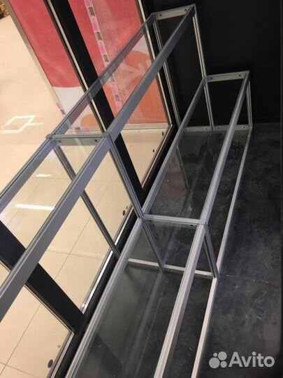 Угловой холодильник для цветов