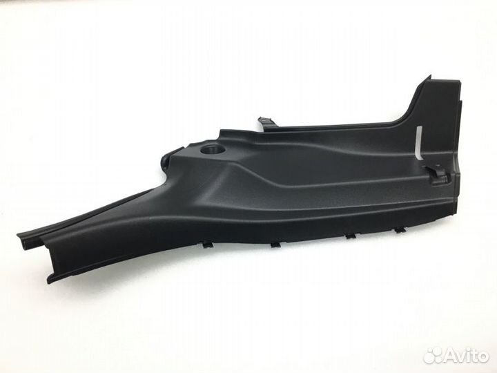 Обшивка стойки задняя левая Mercedes Cla C117 1.6