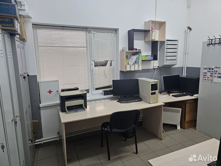 Помещение 400м2 /10соток пгт Ахтырский