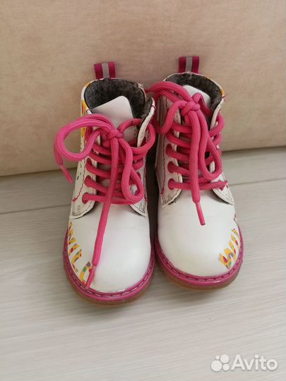 Ботинки для девочки