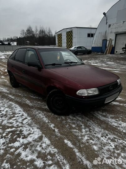 Opel Astra 1.4 МТ, 1996, 400 000 км