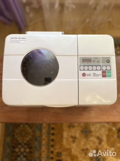 Хлебопечка LG модель HB -151JE