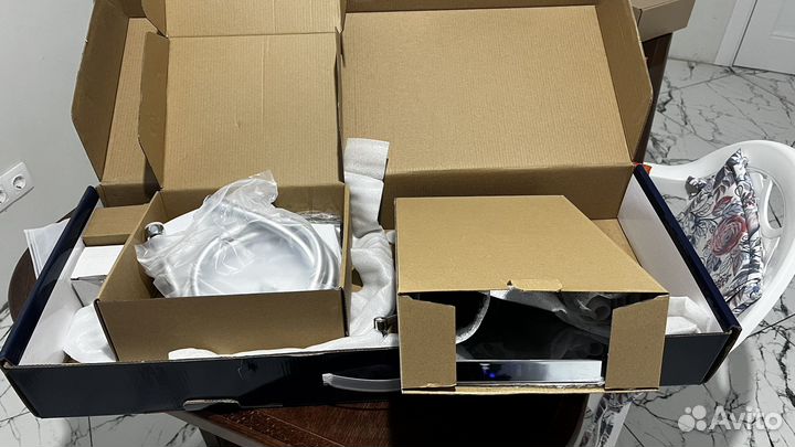 Душевая стойка с тропическим душем