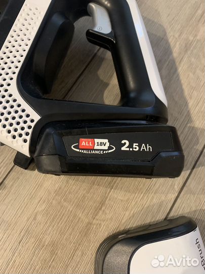 Вертикальный беспроводной пылесос Bosch