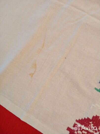 Подзор с кружевом и вышивкой. Винтажный