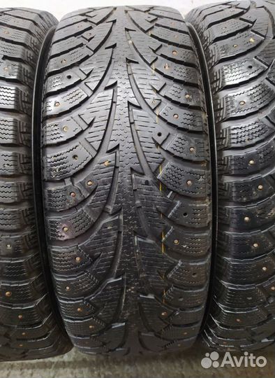 Hankook Winter I'Pike 215/60 R17 99W