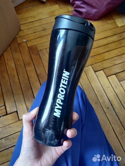 Спортивная бутылка для воды