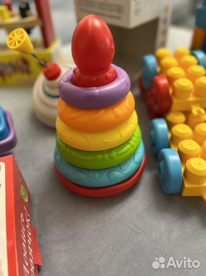 Развивающие игрушки на 1-1,5 года