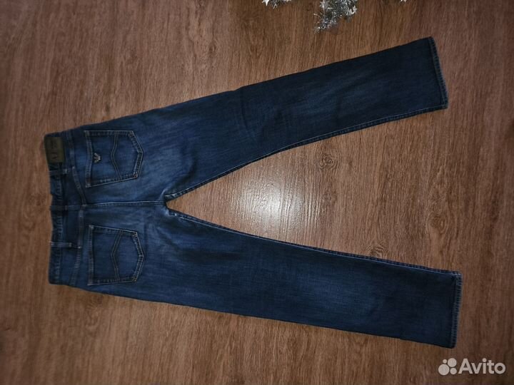 Джинсы Armani jeans