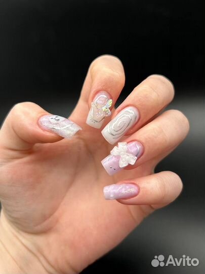 Мастер маникюра