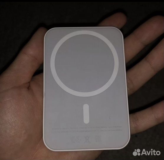 Повер банк apple