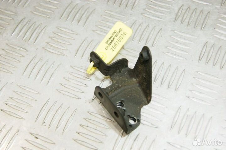 Крепление Kawasaki ZZR400-2