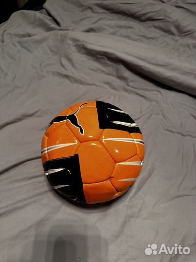 Футбольные мячи