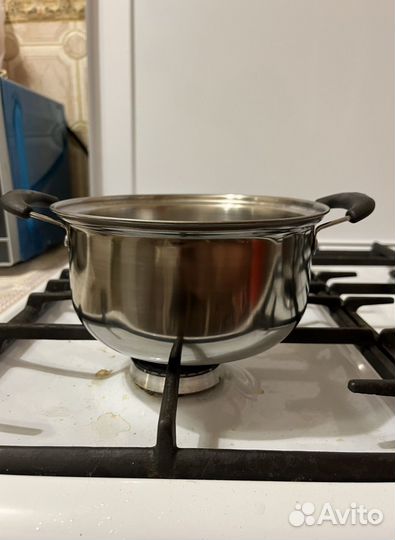 Набор кастрюль новый
