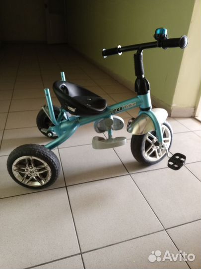 Детский трехколесный велосипед бу