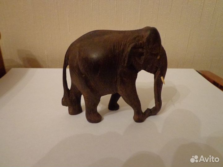 Статуэтка Слон