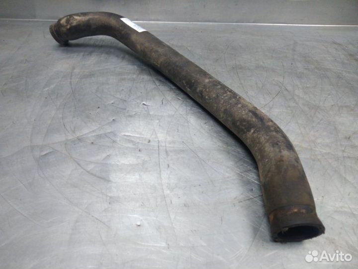 Патрубок радиатора верхний Audi 80/90 B4