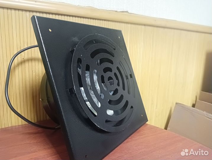 Вентилятор настенный BH 160