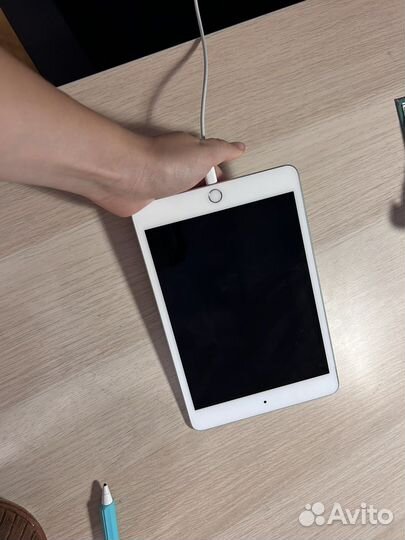 iPad mini 5 2019 64 gb