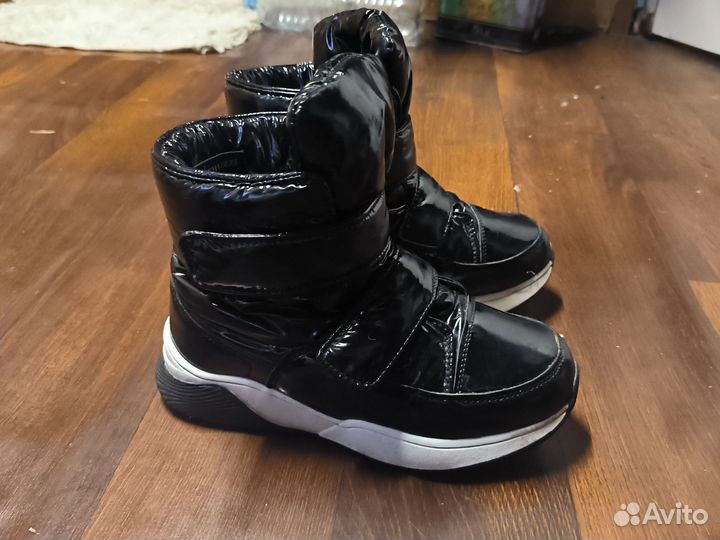 Ботинки удобные для девочек 36 р